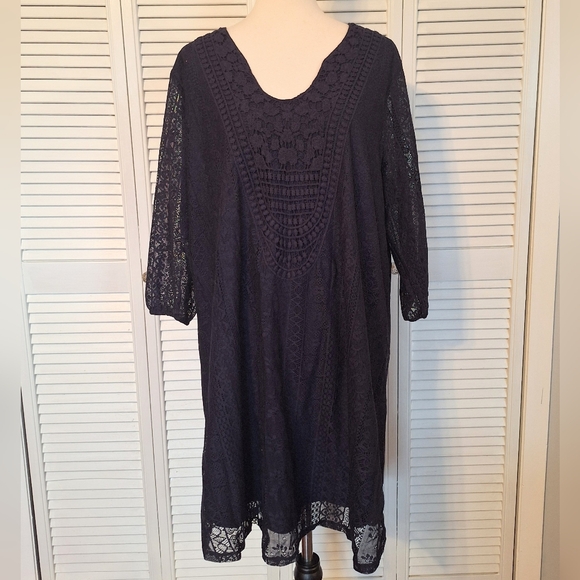 Eyeshadow Dresses & Skirts - Eyeshadow Elegant Navy Lace Dress 1X NWT *U